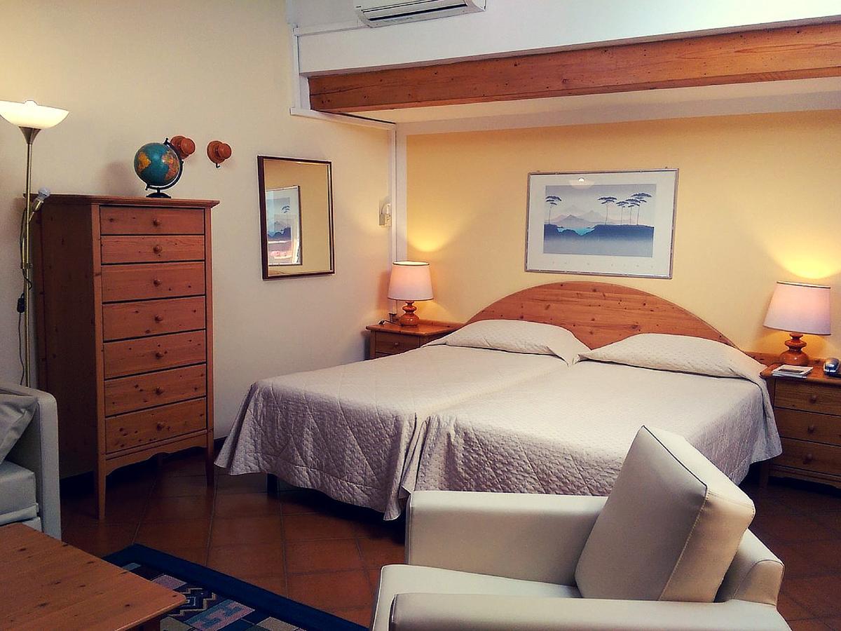 Manci Apartments By Hotel America טרנטו מראה חיצוני תמונה