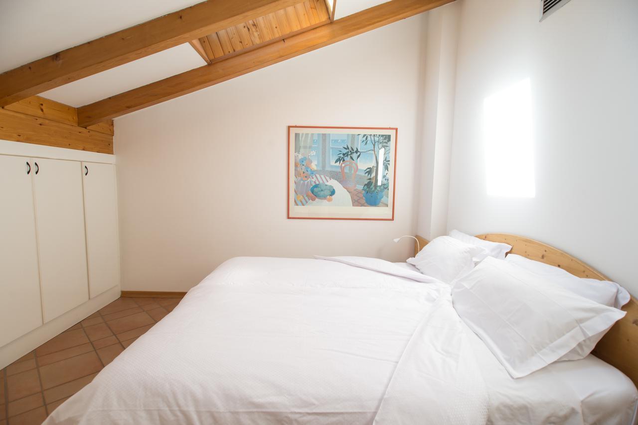 Manci Apartments By Hotel America טרנטו מראה חיצוני תמונה